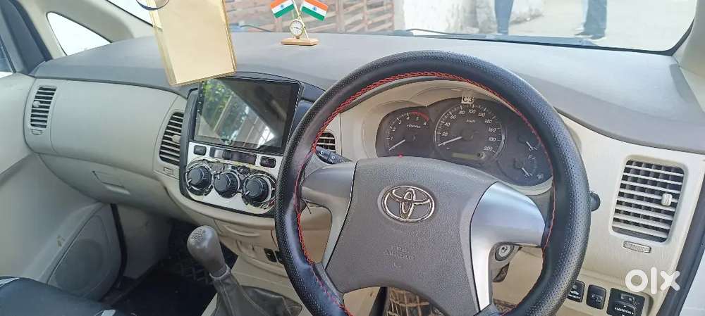 Toyota Innova Hycross 2014 Diesel Variant