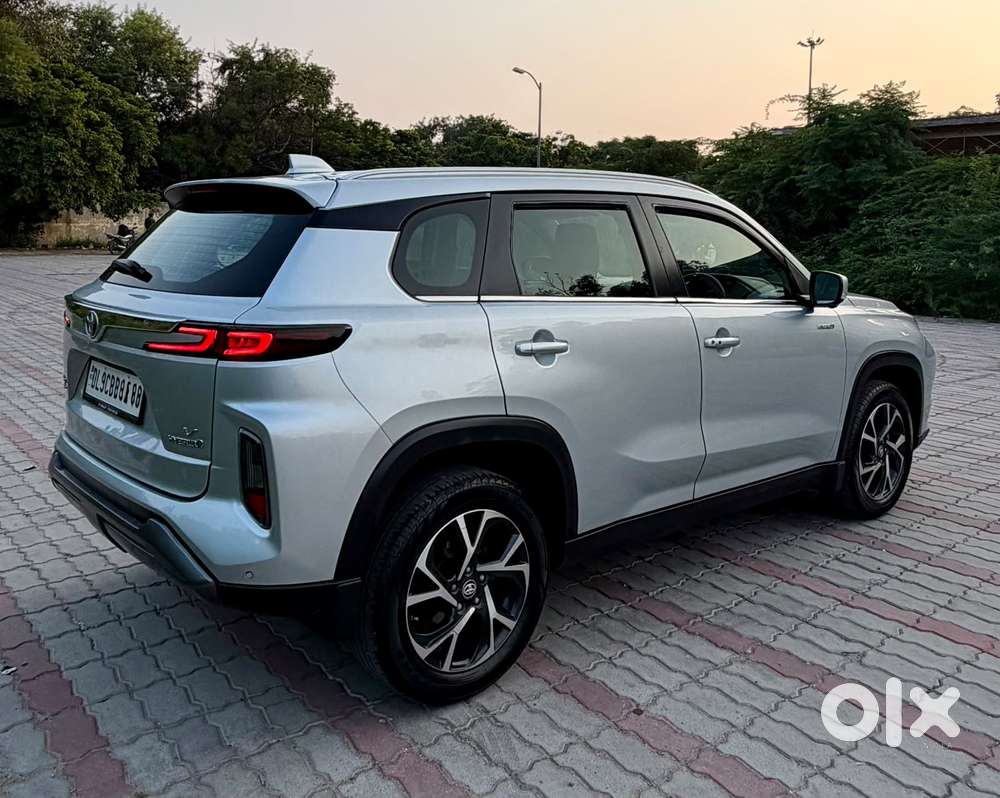Toyota Urban Cruiser 1.5 Premium Grade At, 2023, Petrol