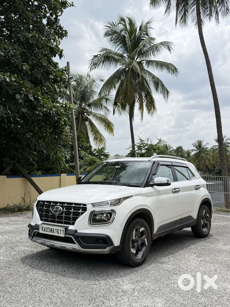 Hyundai Venue Sx Plus Turbo Dct, 2020, Petrol