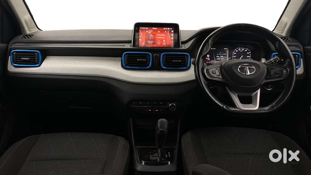 Tata Punch 1.2 Revotron Creative Amt Dual Tone, 2022, Petrol