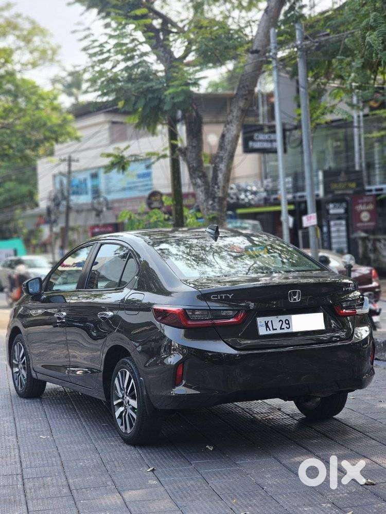 Honda City Zx Petrol Mt, 2021, Petrol