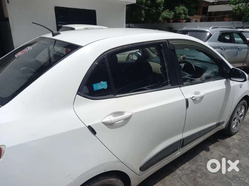 Hyundai Xcent 2020 Petrol+cng Manual