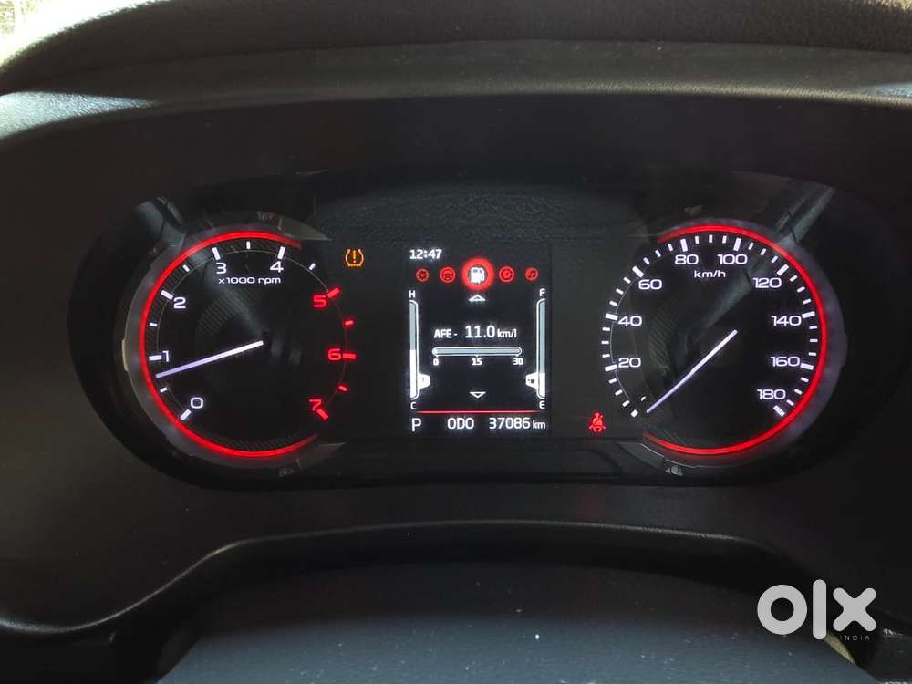 Mahindra Thar 2.2 Lx Convertible Diesel At 4 Str, 2023, Diesel
