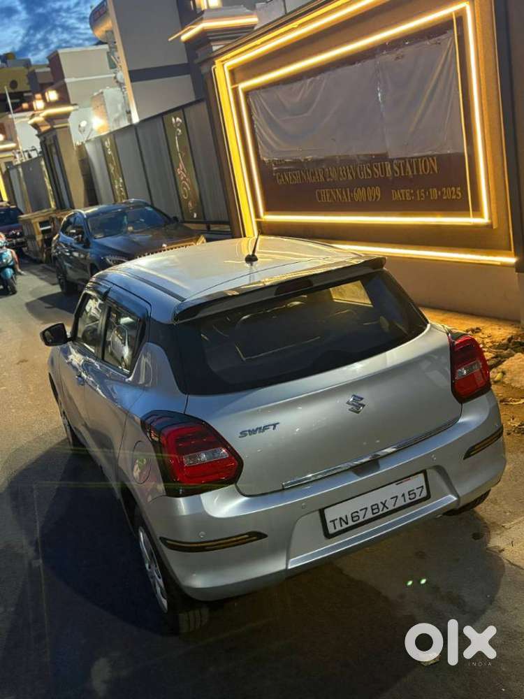 Maruti Suzuki Swift Vxi + Manual, 2018, Petrol