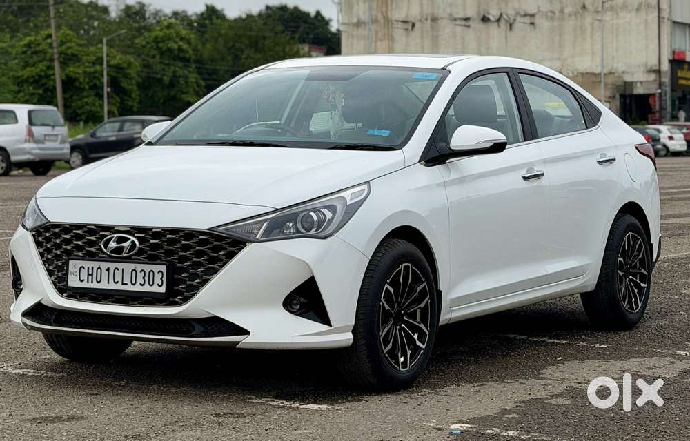 Hyundai Verna 1.5 Sx Petrol Mt, 2022, Petrol