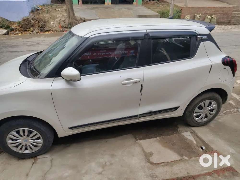 Maruti Suzuki New-gen Swift 5 Petrol 40000 Km Driven