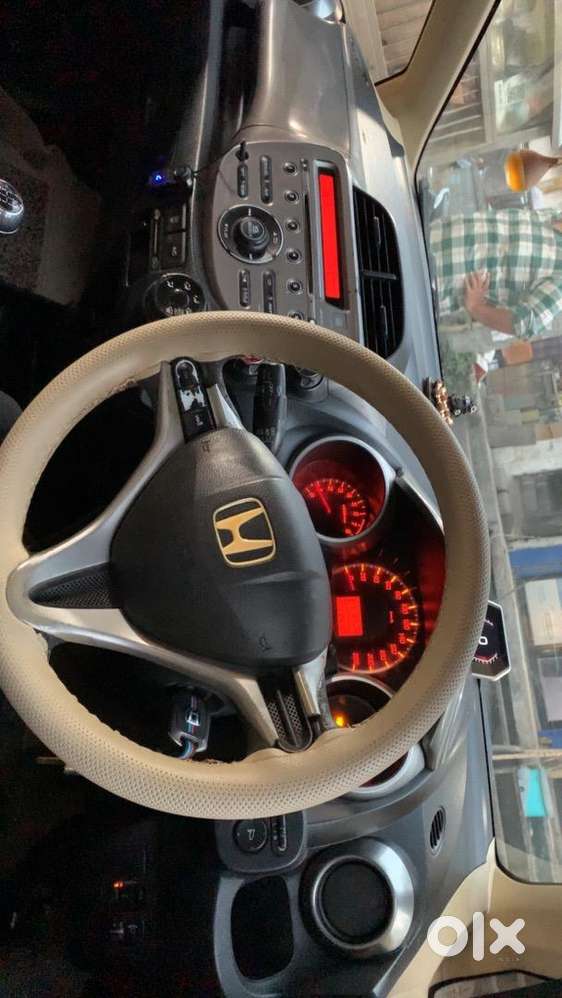 Honda Jazz Sports 2011 Sept Cng & Hybrids Well Maintained