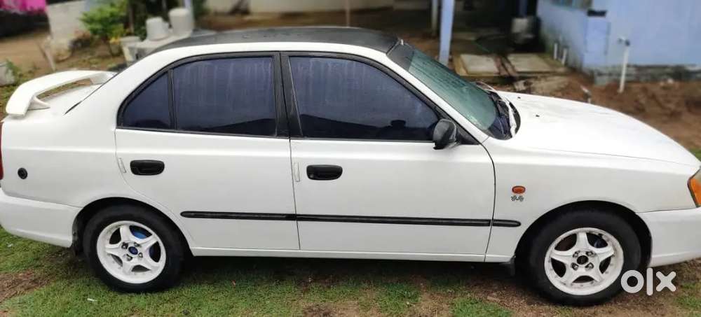 Hyundai Accent Hatchback 2000 Petrol Good Condition