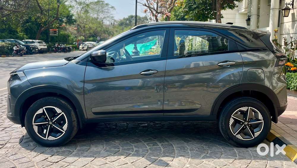Tata Nexon Fearless Pr  1.2 Revotron Petrol 7dca Dt, 2024, Petrol