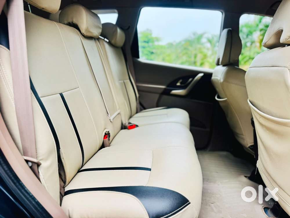 Mahindra Xuv500, 2014