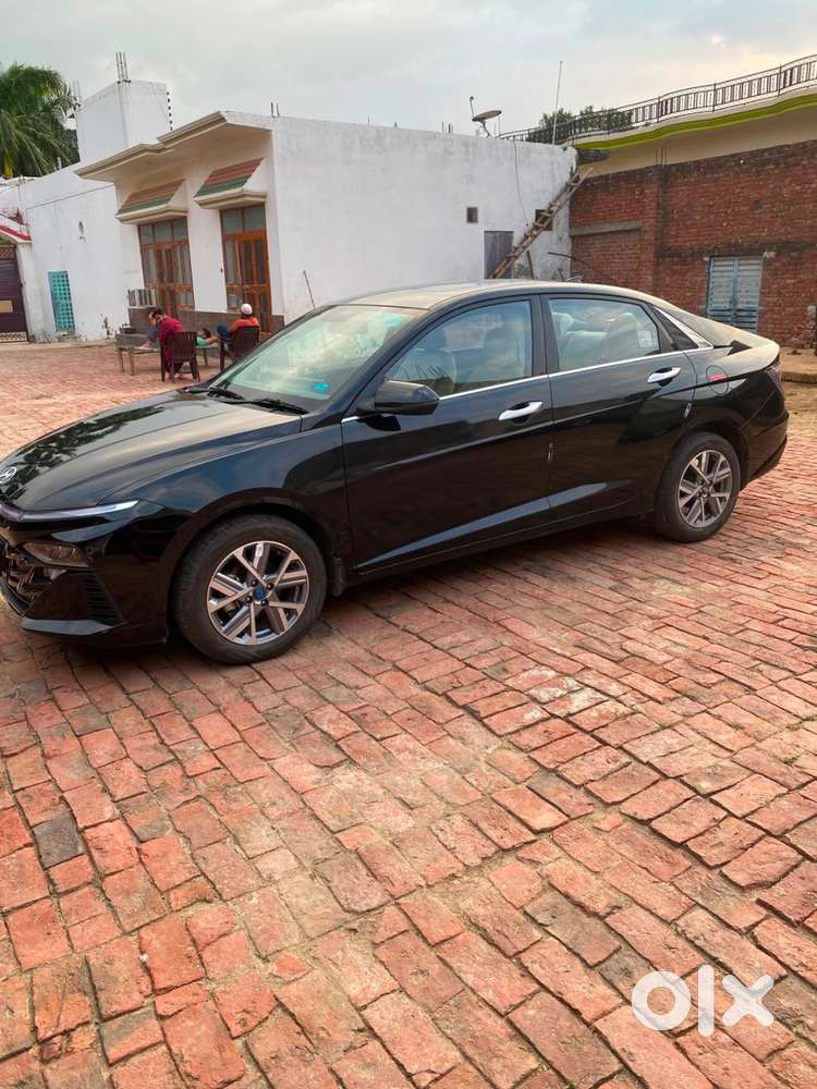 Hyundai Verna 2024 Suv