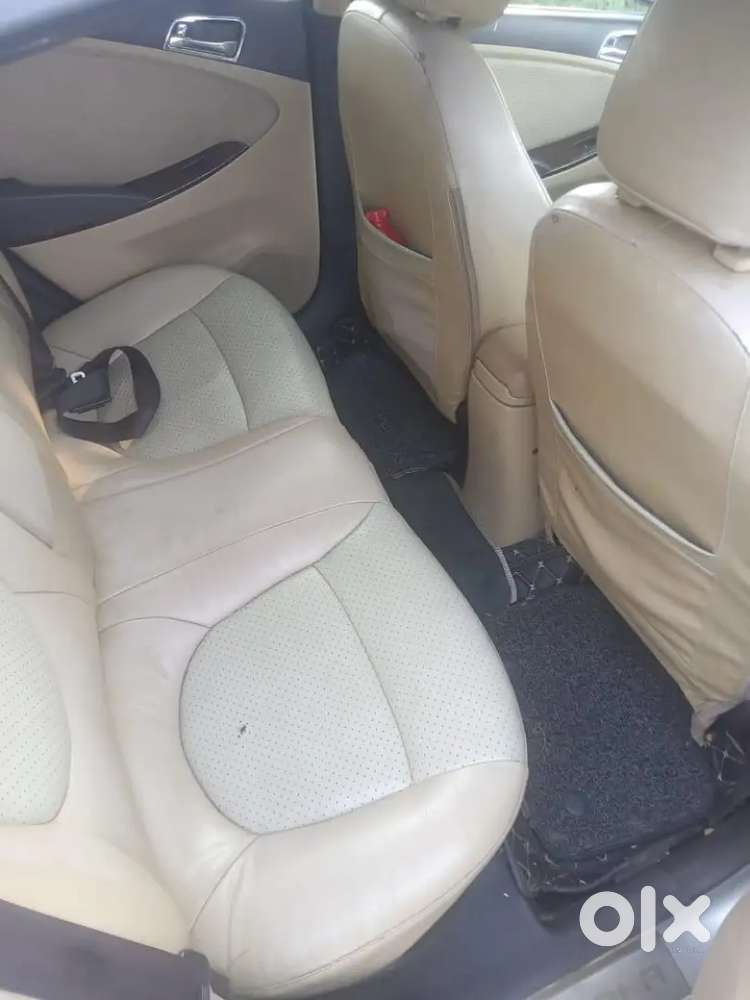 Hyundai New Verna 2011 Diesel 98000 Km Driven