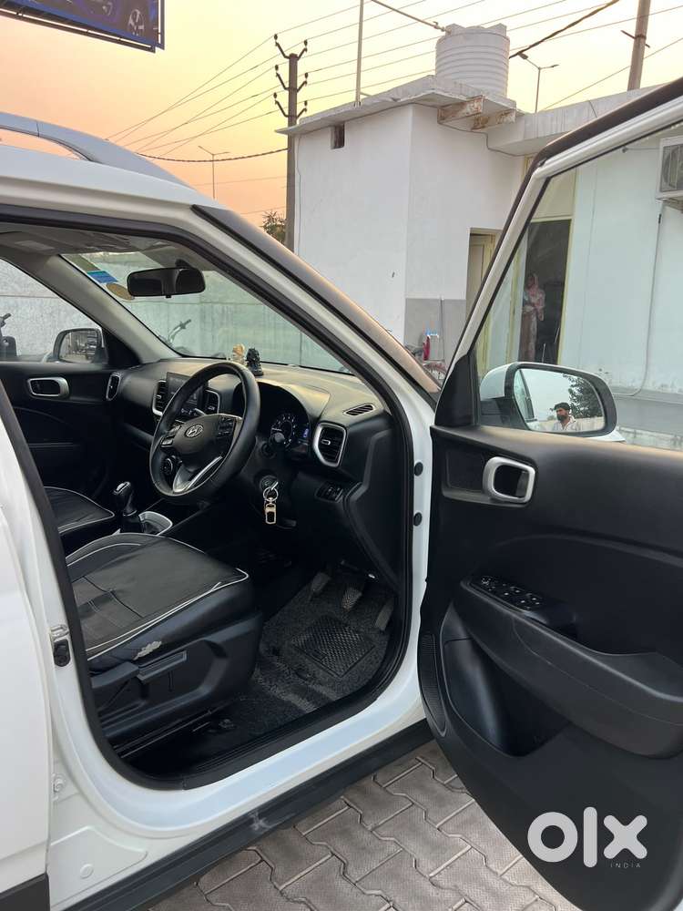 Hyundai Venue Sx Turbo, 2021, Petrol