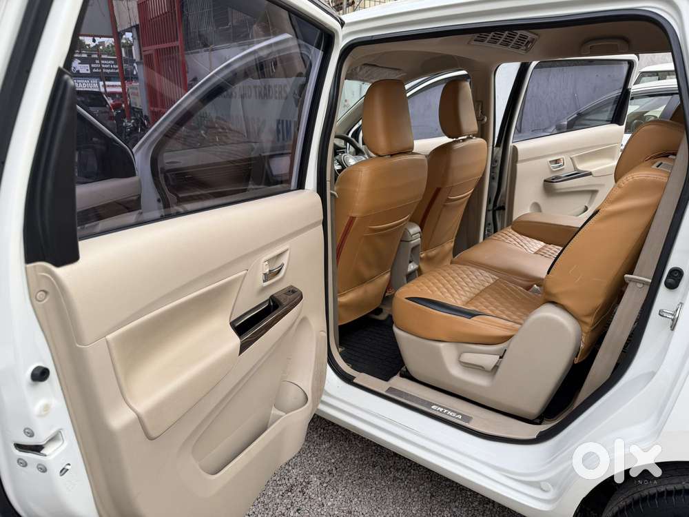 Maruti Suzuki Ertiga Zxi Plus Shvs, 2022, Petrol