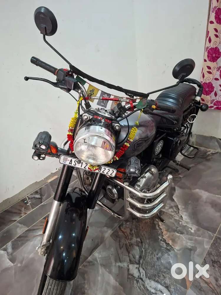 Royal Enfield Bullet 350 2023