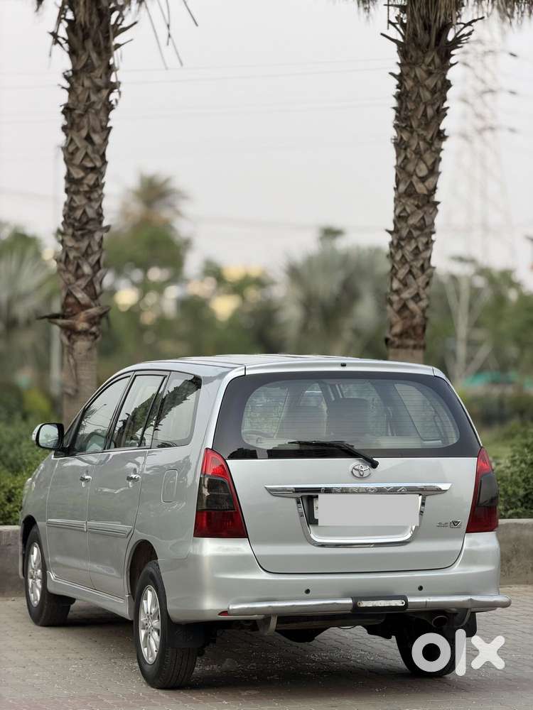 Toyota Innova 2.5 V 7 Str, 2012, Diesel
