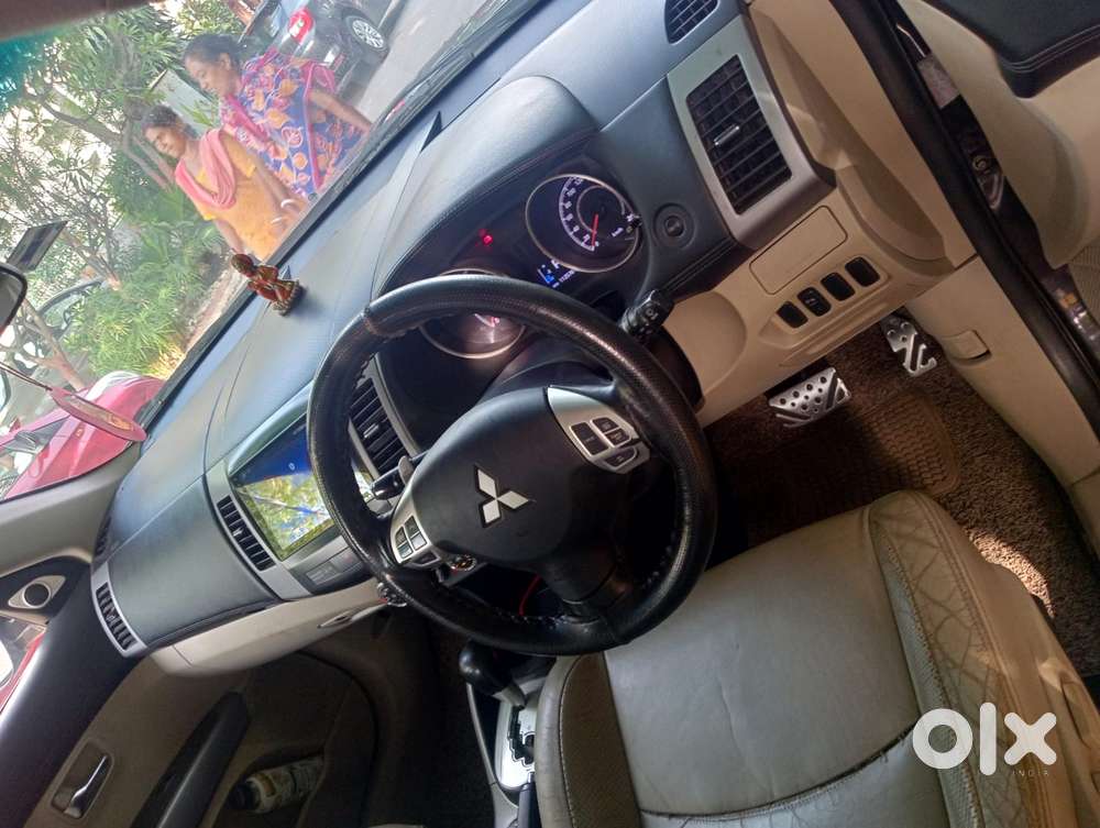 Mitsubishi Outlander 2.4, 2012, Cng & Hybrids