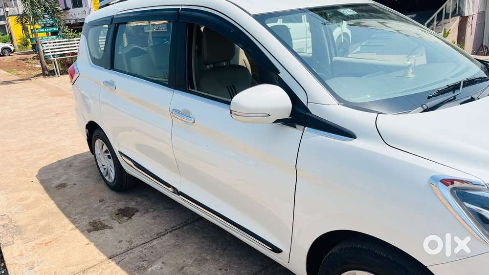 Maruti Suzuki Ertiga Vxi At Petrol, 2025