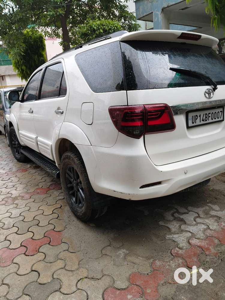 Toyota Fortuner 2010 Diesel Well Maintained