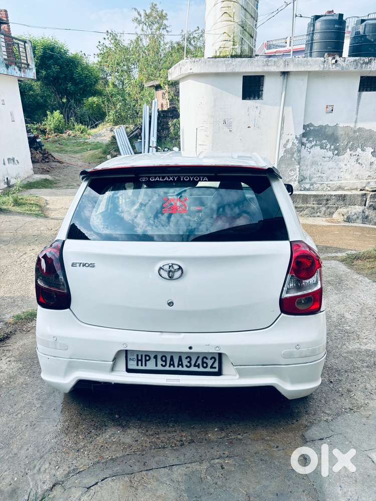 Toyota Etios Liva 2012