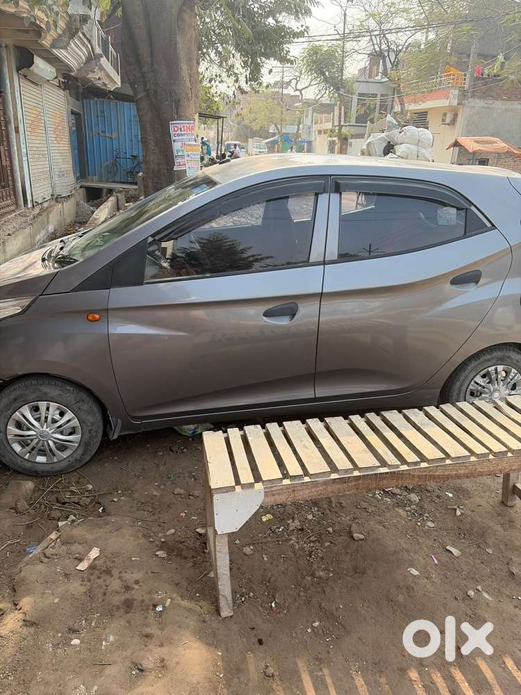 Hyundai Eon Petrol Manual 2015 Year