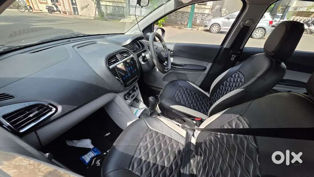 Tata Tiago Revotron Xt 2023 Year