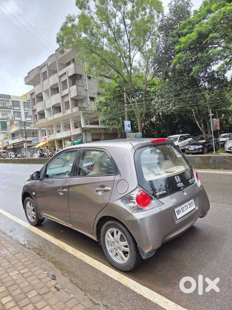 Honda Brio 2011-2013 V Mt, 2013, Petrol