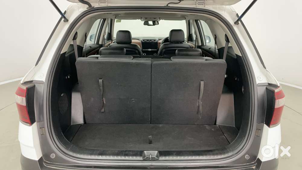 Hyundai Alcazar 2.0 Signature (o) Petrol At 7 Str, 2022, Petrol