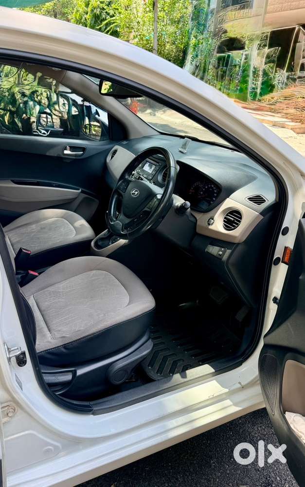 Hyundai Xcent Petrol Automatic 2015 Well-maintained (top Model)