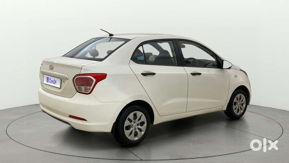 Hyundai Xcent Base 1.2, 2015, Petrol
