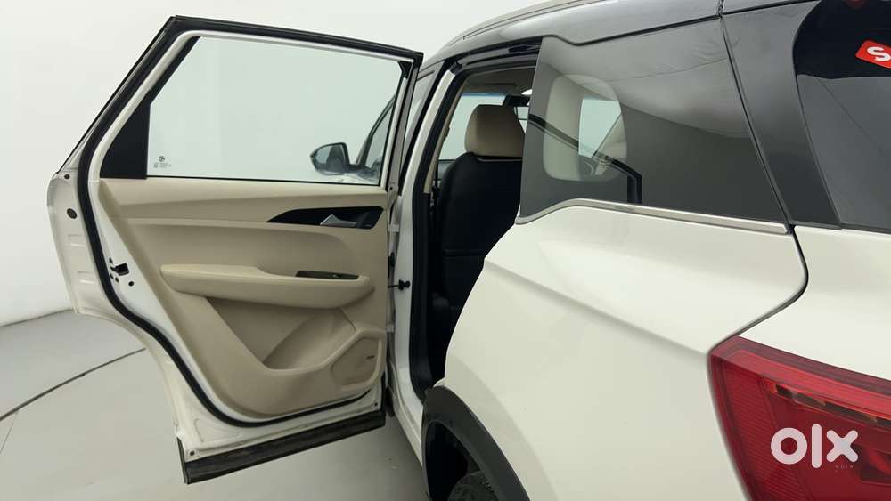 Mg Hector Sharp Pro 1.5 Turbo Mt Dual Tone, 2021