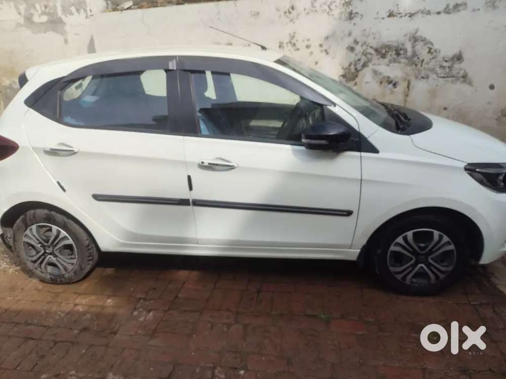 Well Maintained Car Up23 Number