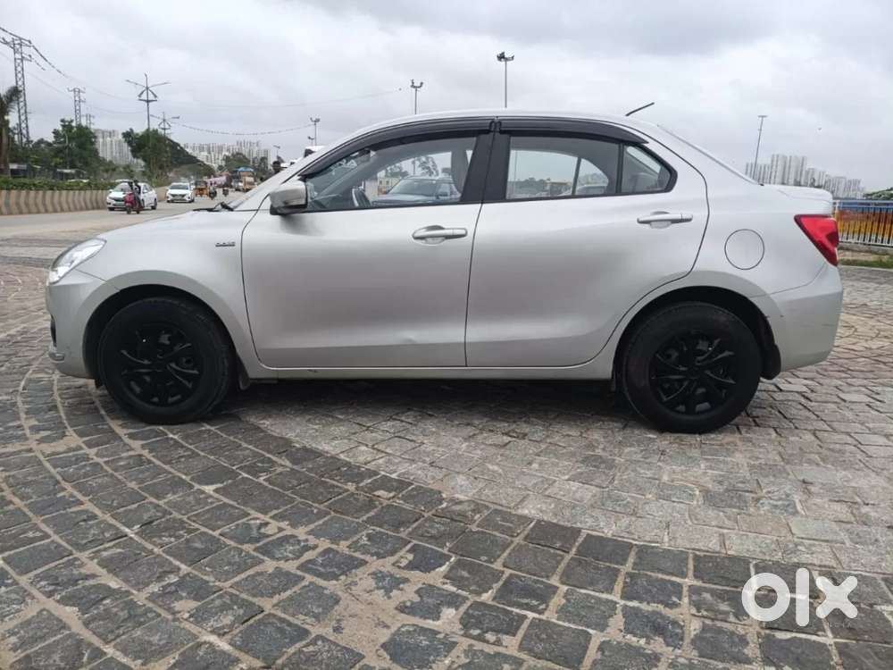 Maruti Suzuki Dzire Zdi Amt, 2017, Diesel