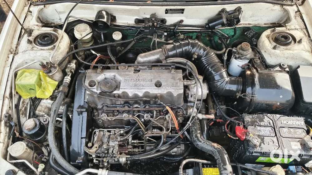Mitsubishi Lancer 
2008 Diesel 
Paper Expired 
Minor Damage