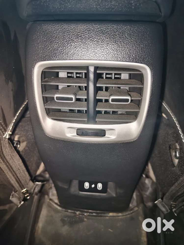 Hyundai Venue 1.0 S (o) Turbo Dct, 2024, Petrol