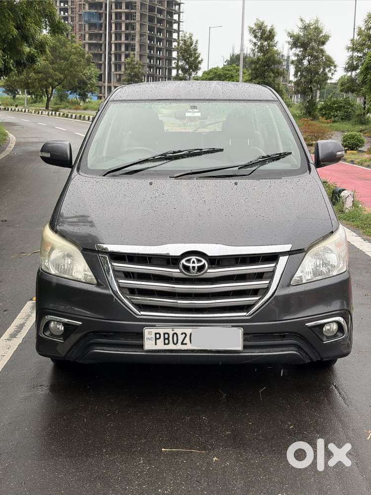 Toyota Innova 2.5 Vx 8 Str, 2015, Diesel