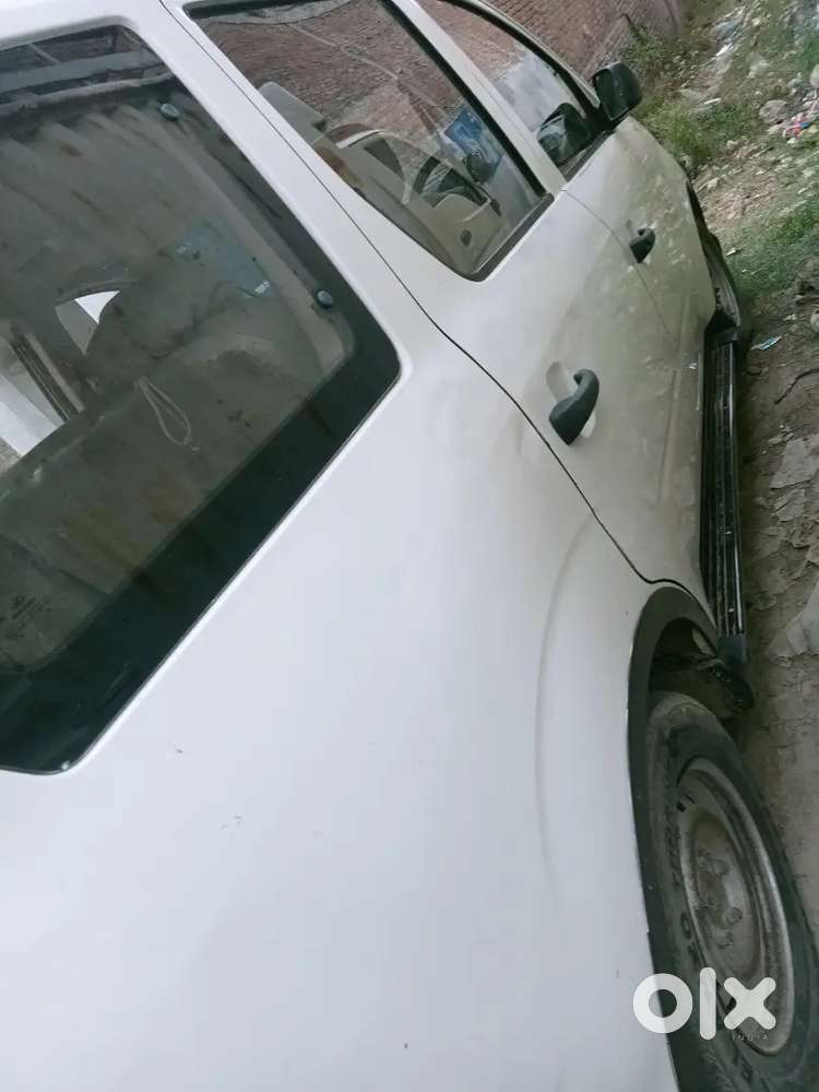 Mahindra Xylo 2013 Diesel 110000 Km Driven