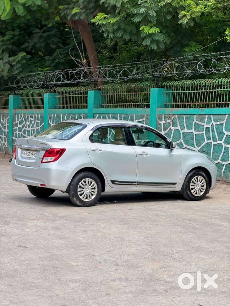 Maruti Suzuki Dzire, 2017, Petrol