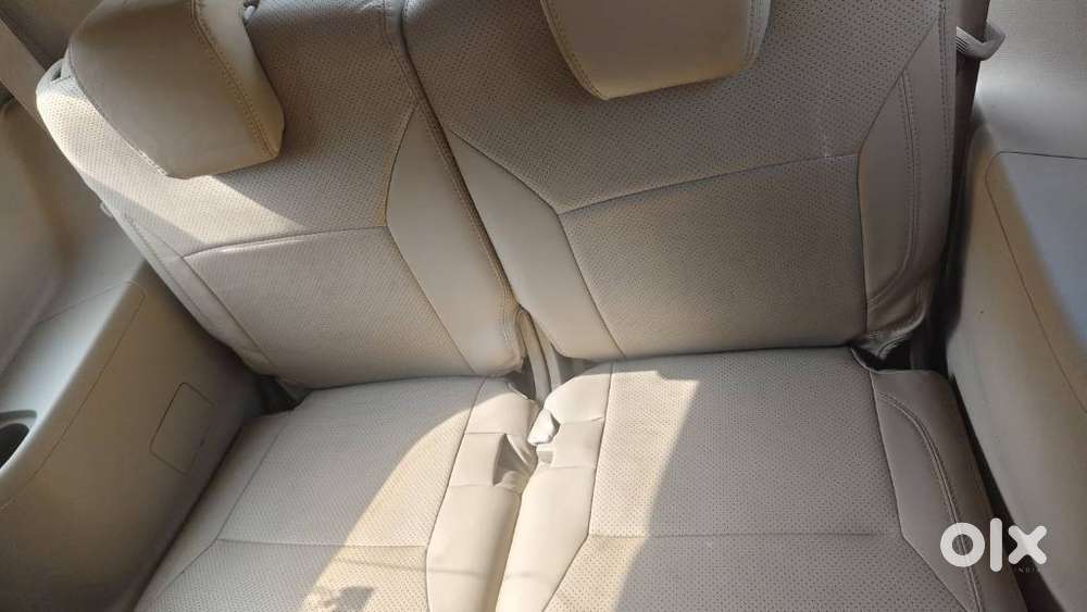 Maruti Suzuki Ertiga 1.5 Zxi Plus Shvs, 2023, Petrol