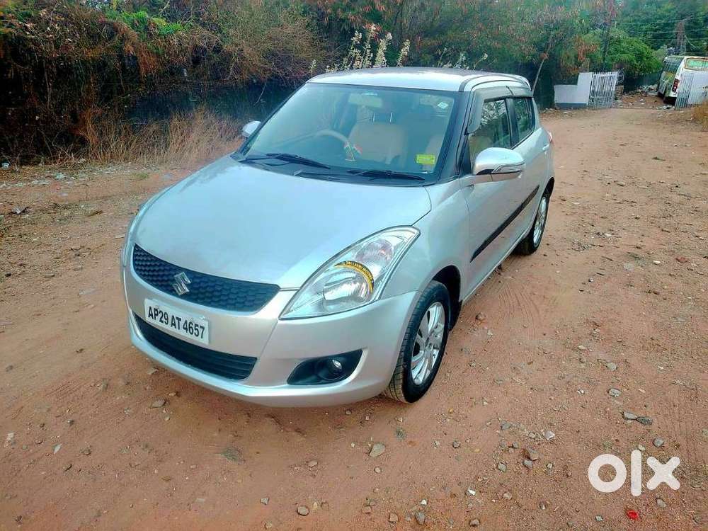 Maruti Suzuki Swift 2018 Zxi Plus, 2012, Petrol