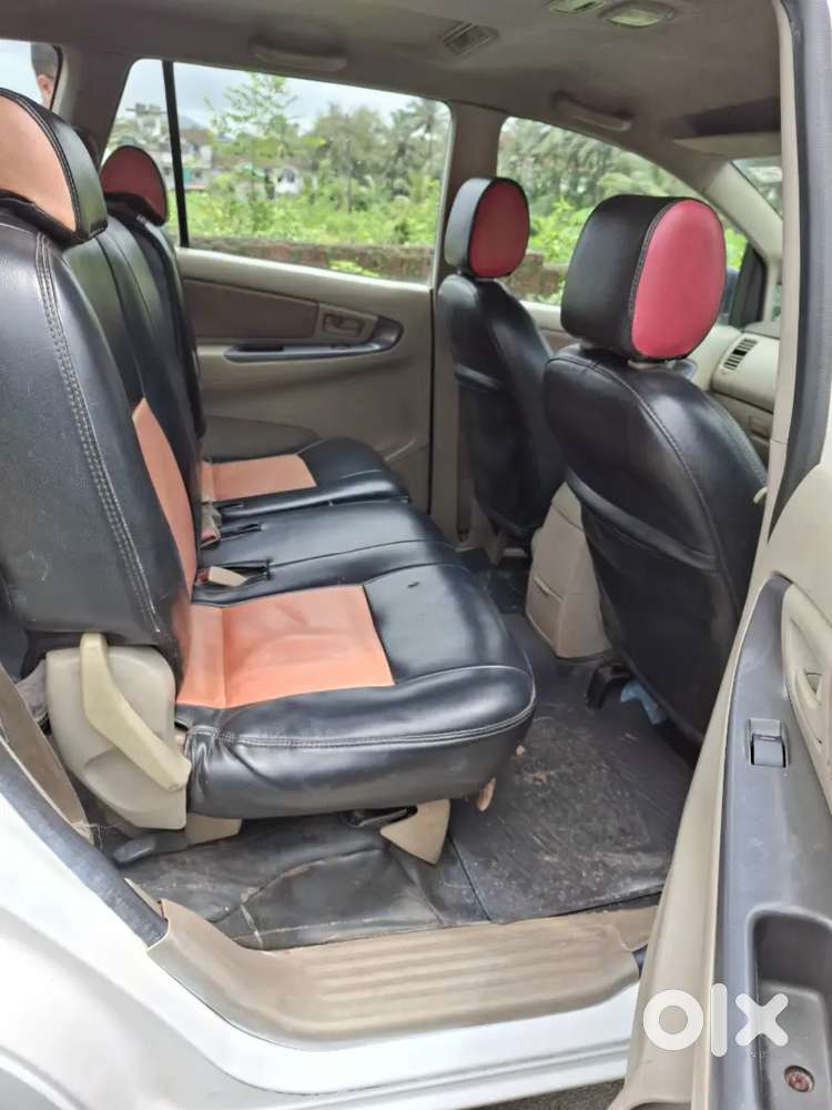 Toyota Innova 2.5 G 2010 Passing Till 2031 In Excellent Condition For