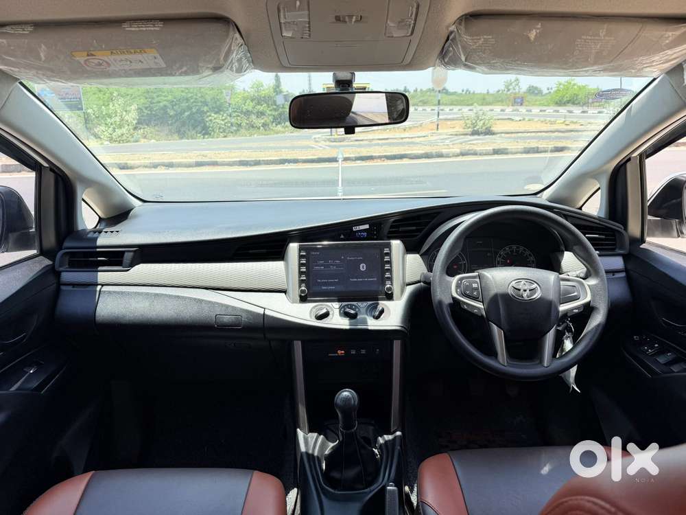 Toyota Innova Crysta 2.4 G Mt, 2022, Diesel