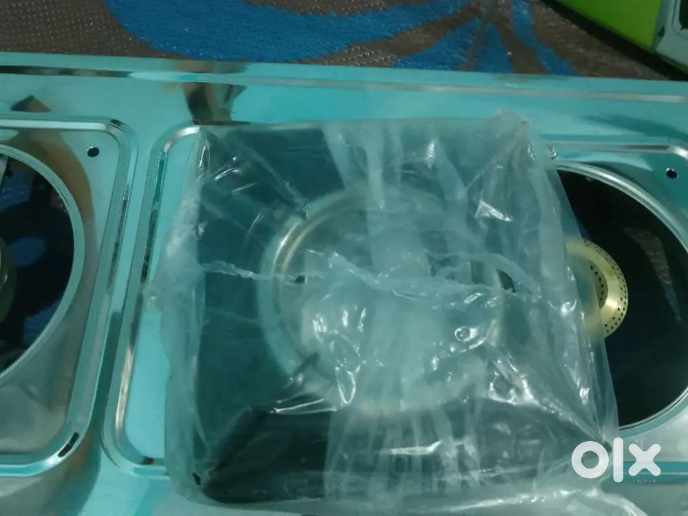 Brand New Sealed 2 Burner Gas Stove with Regulator & Accessories