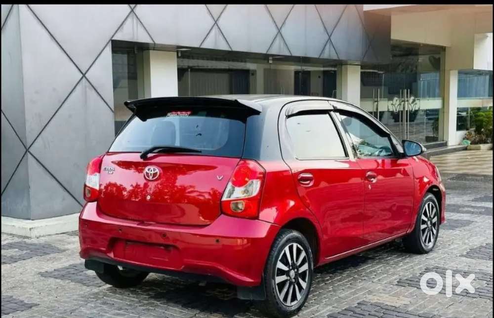 Toyota Etios Liva 2017 Petrol Well Maintained