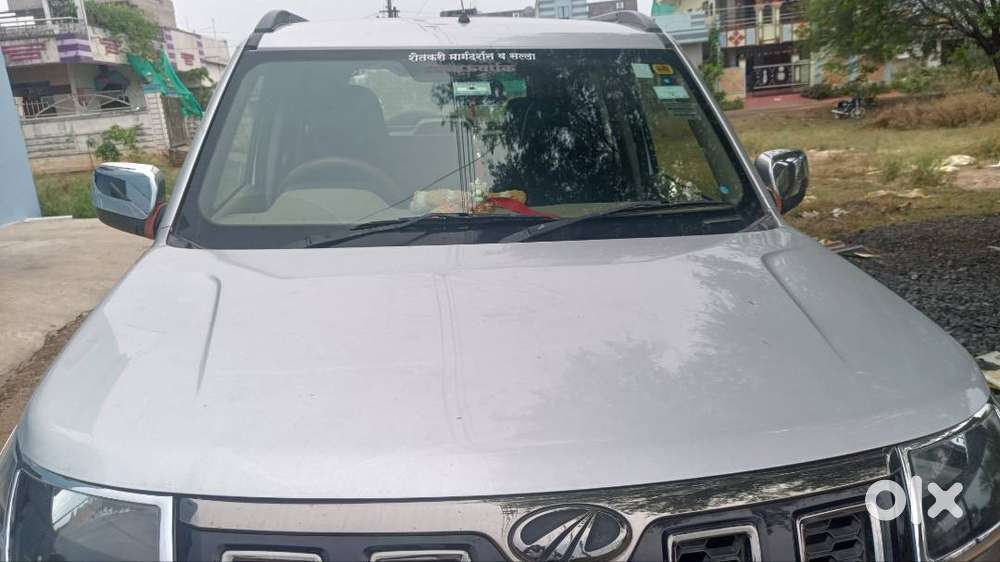 One Hand Car Fist Owner