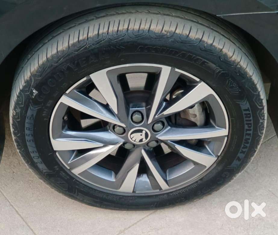 Skoda Slavia 1.5 Tsi Style Dsg, 2023, Petrol