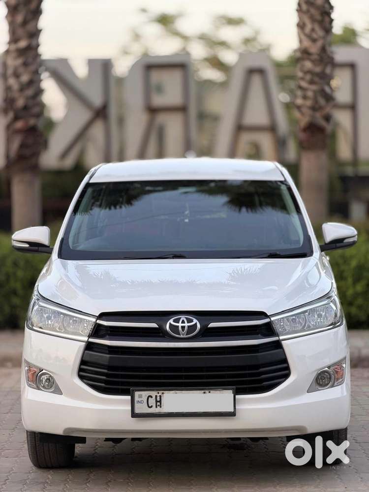 Toyota Innova Crysta 2.4 G Mt, 2016, Diesel