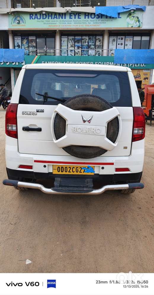 Mahindra Bolero Neo 8,2023,price-7,25,000