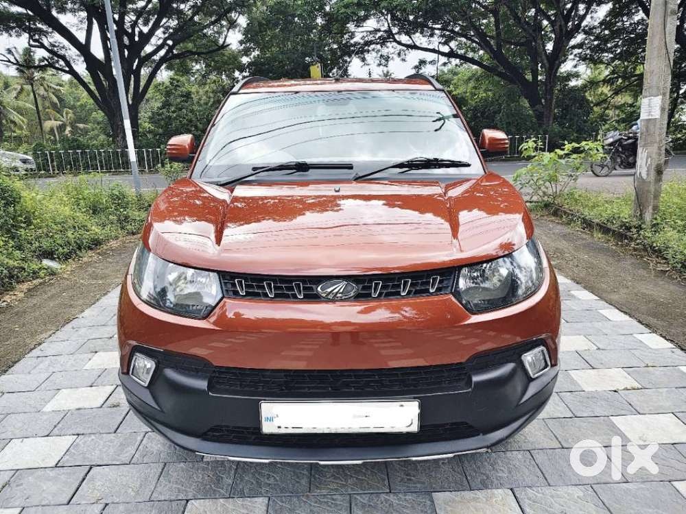 Mahindra Kuv 100 Mahindra-kuv-100-g80-k8, 2016, Petrol