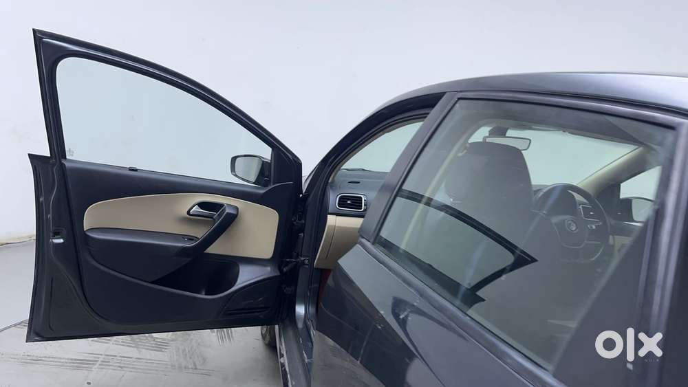 Volkswagen Ameo 1.2 Mpi Highline 16 Alloy, 2016, Petrol